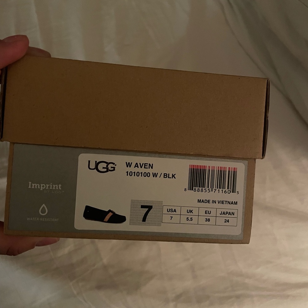 Womens ugg shoes